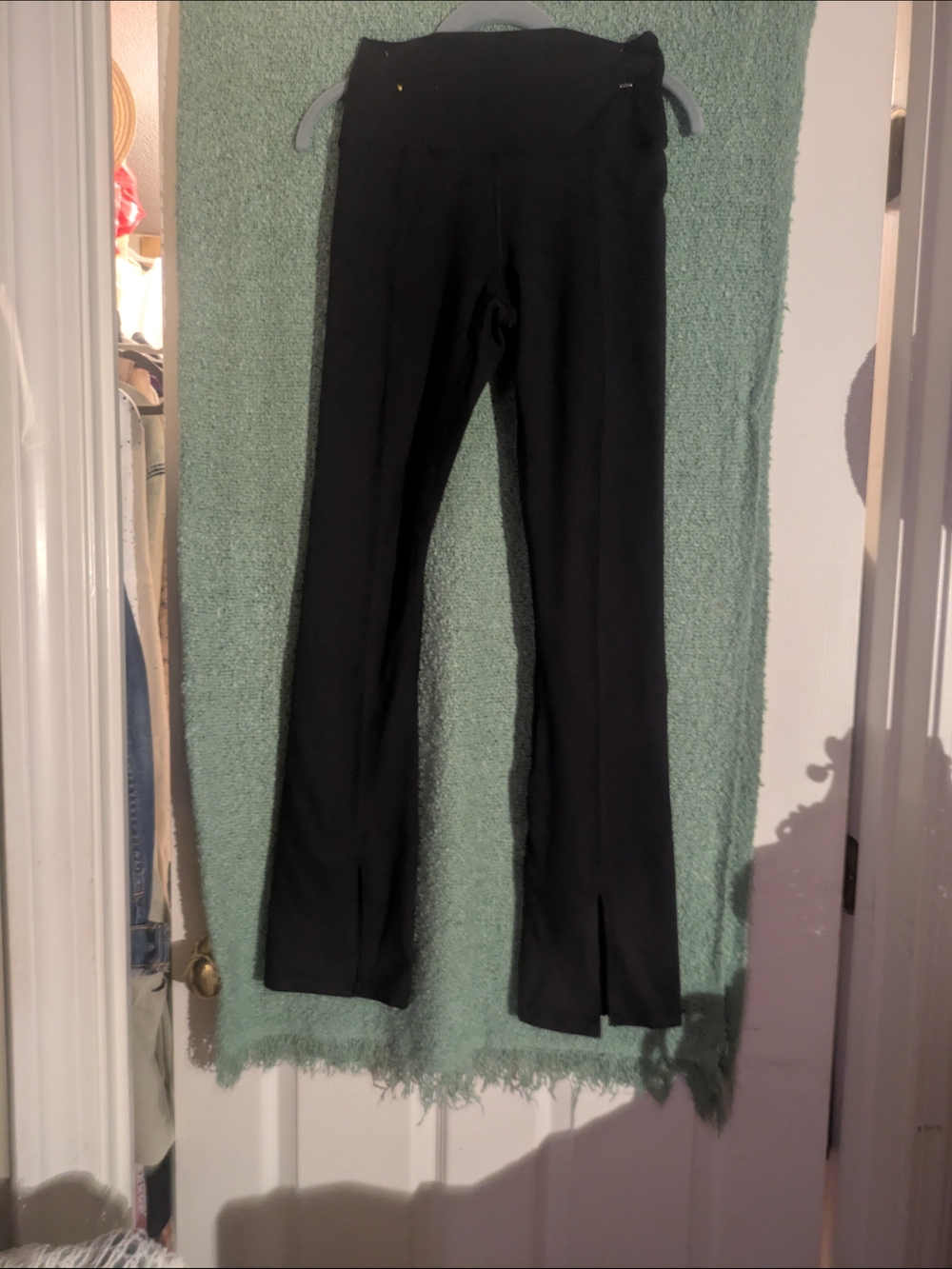 Offline Black High-Waist Leggings with Tummy-Contour Waistband